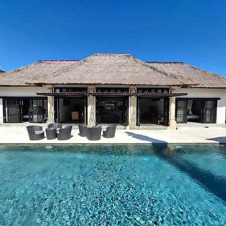 Villa Bugis Seminyak Экстерьер фото