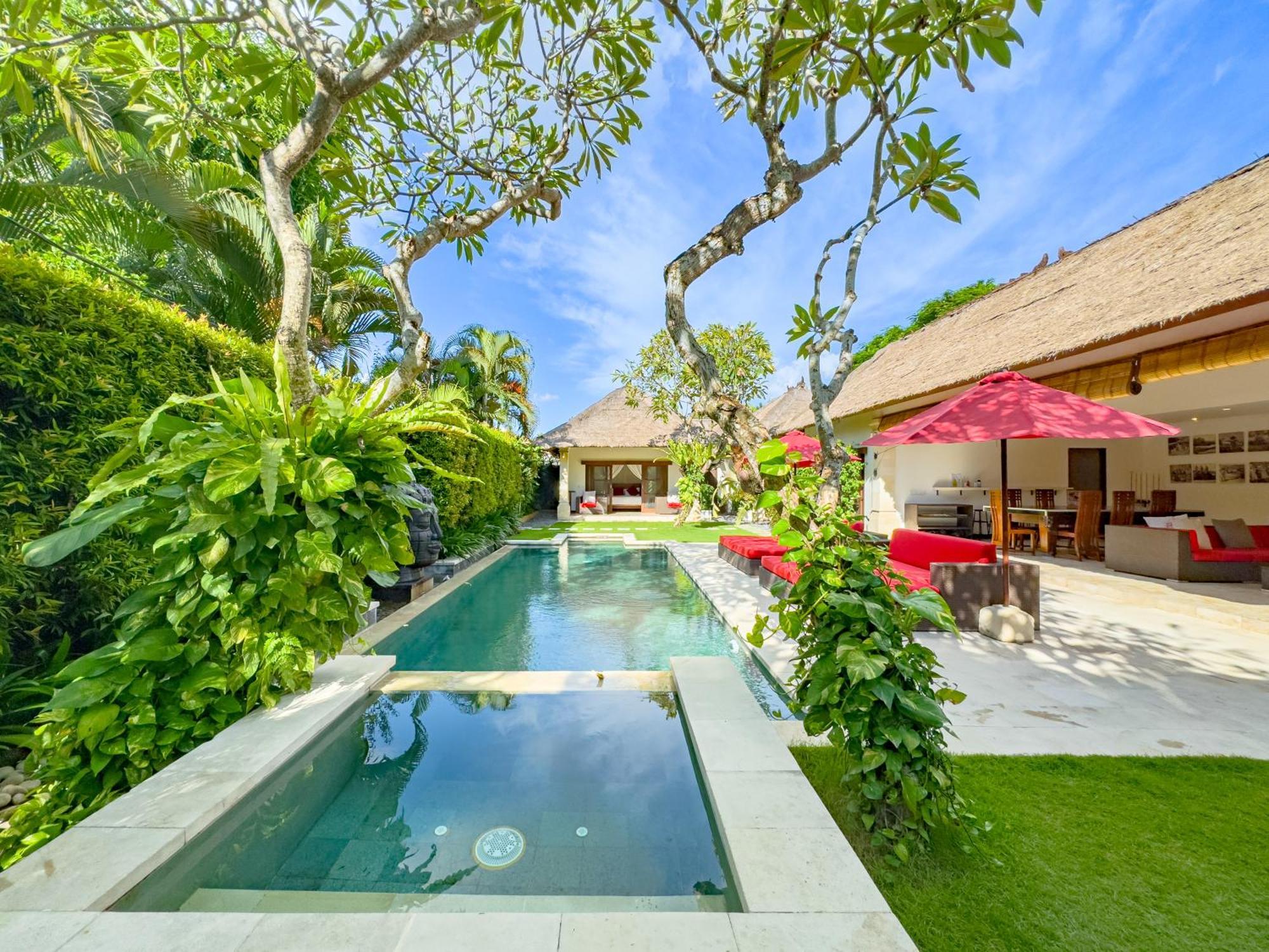 Villa Bugis Seminyak Номер фото