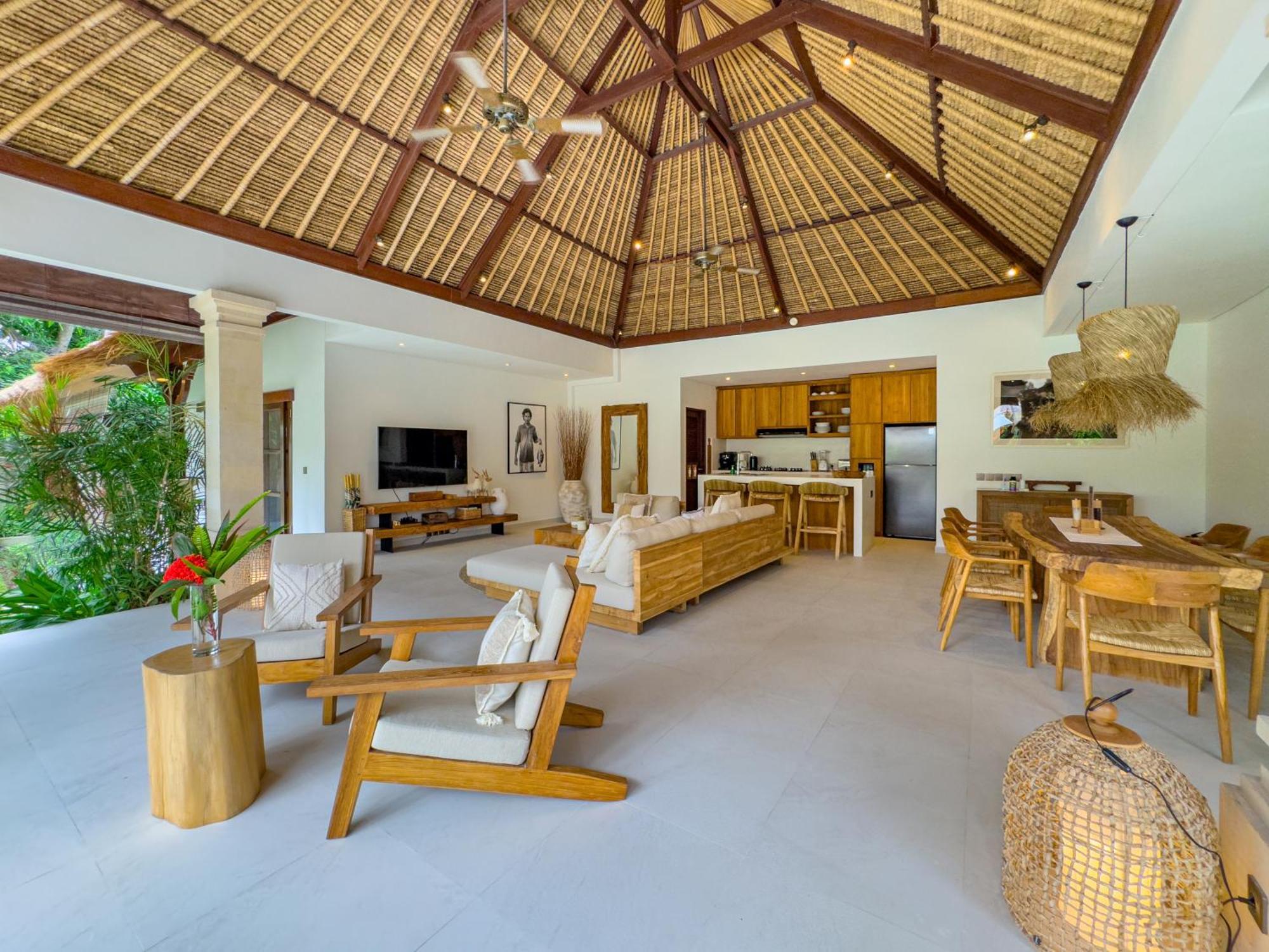 Villa Bugis Seminyak Номер фото
