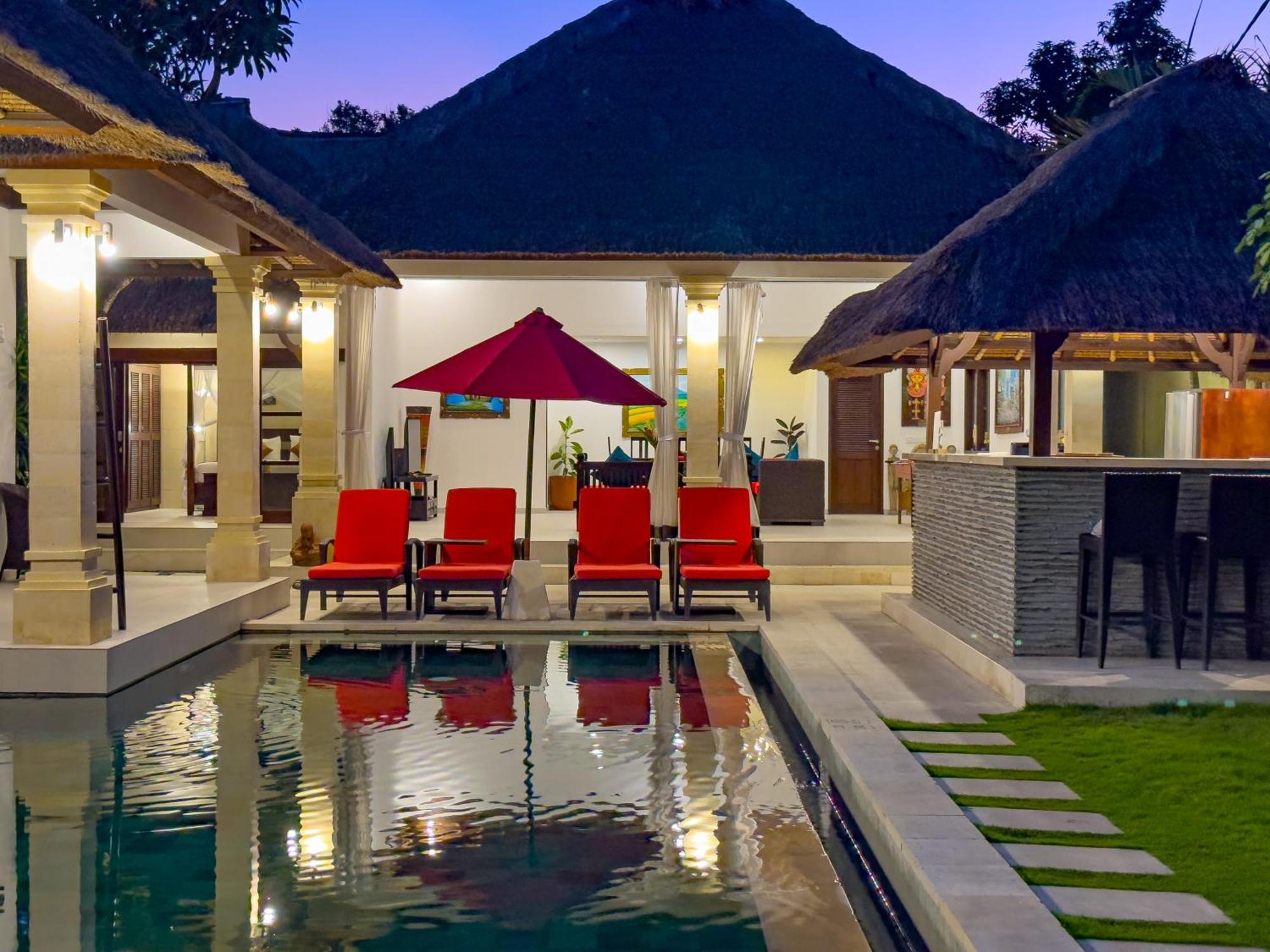 Villa Bugis Seminyak Номер фото