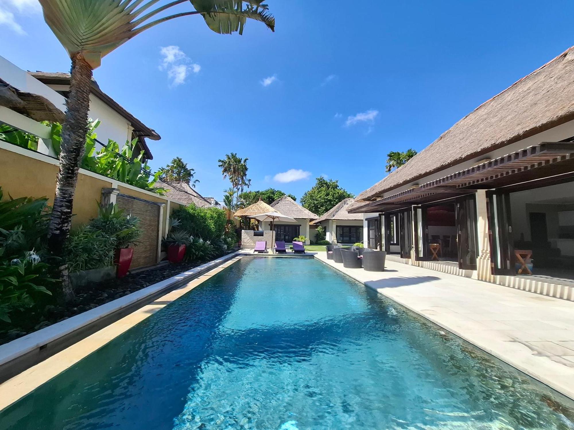 Villa Bugis Seminyak Экстерьер фото